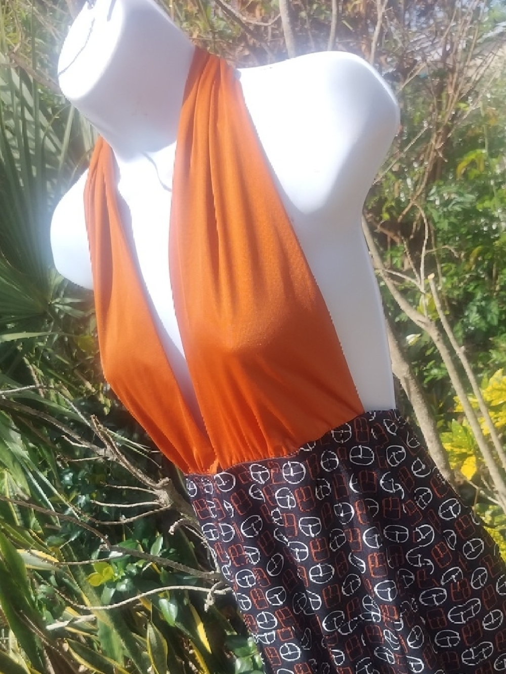 Vintage '70s Sexy Halter Dress Midi Dress with Geometric Printed Skirt Medium - Picture 5 of 8